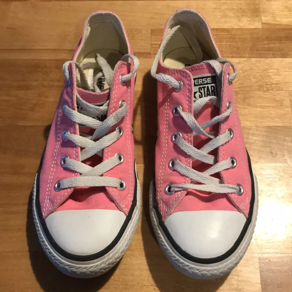 Girls’ Converse Chuck Taylor All Stars Pink Low Top Sneakers Shoes